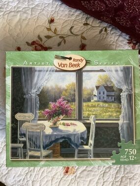 New Hasbro Randy Van Beek 750-Piece Puzzle